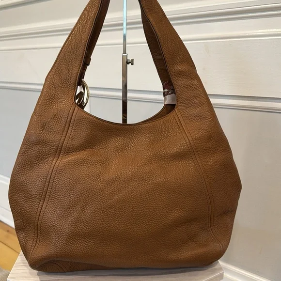 Michael Kors Bag Fulton Large Brown Pebbled Leather Logo Strap Shoulder Bag - Picture 8 of 17